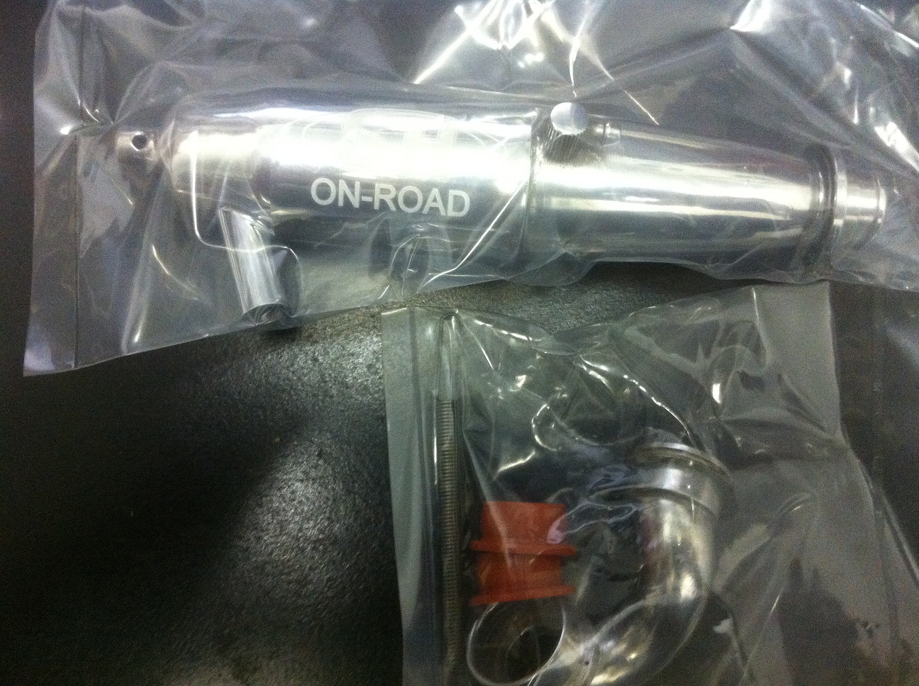 1/8 COMPELETE TUNED ON ROAD EXHAUST SYSTEM / POLISHED